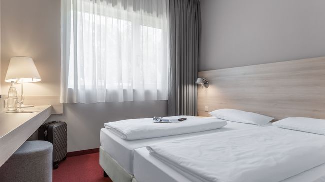 Serways Hotel Lüneburger Heide West Bispingen Habitación foto